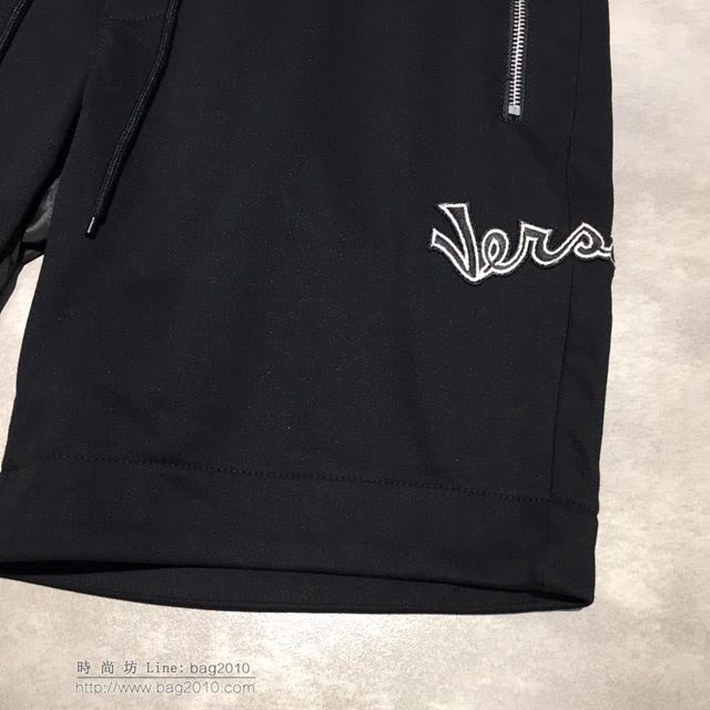 Versace五分褲 2019春夏最新款 範思哲男士黑色運動短褲  tzy1829